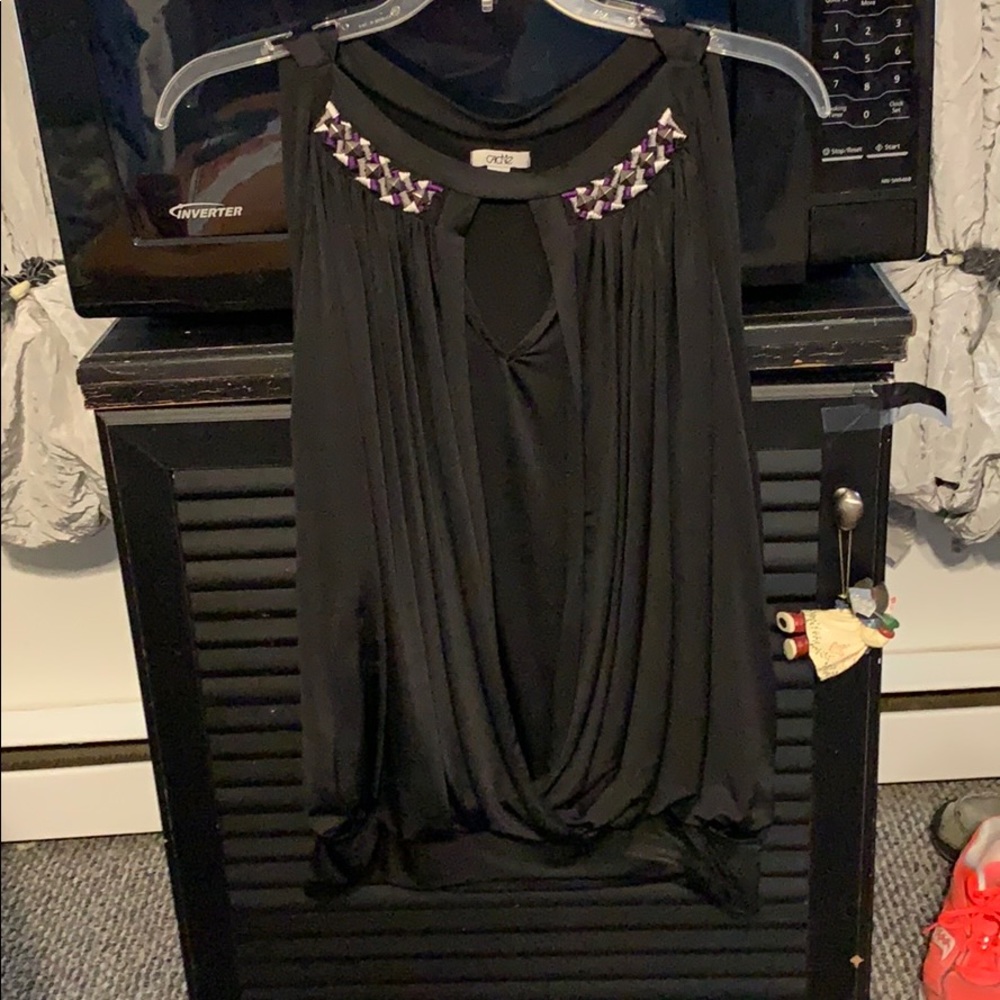 Cache top - Picture 3 of 5